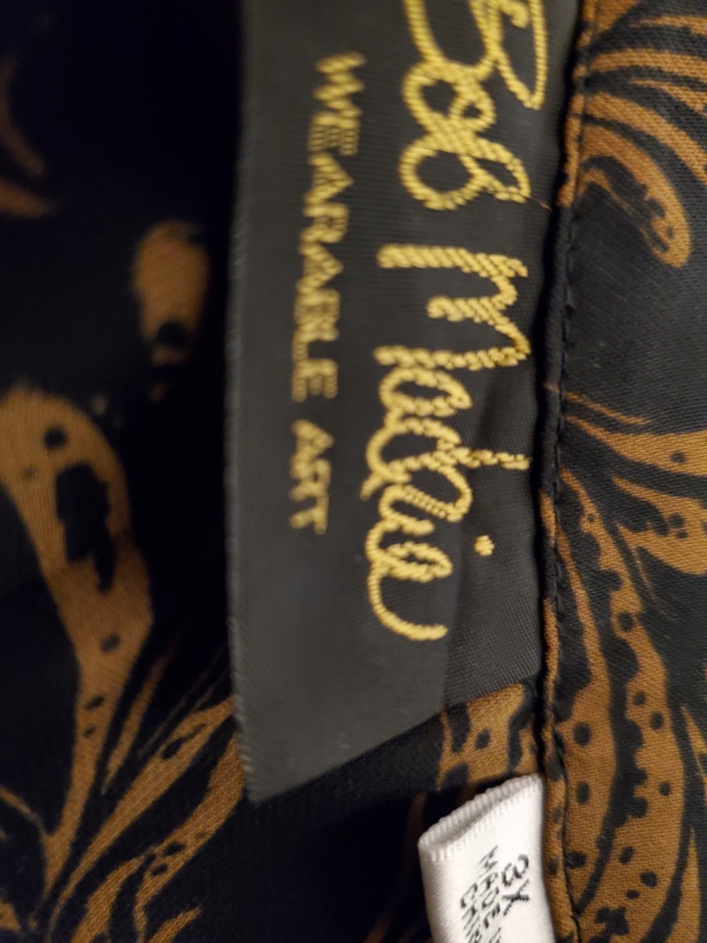 #559 Bob Mackie - Picture 2 of 2